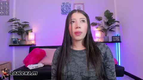 Snapshot of aixa_charless chatting on March 4, 12:01 pm Aixa online show from March 4, 12:01 pm