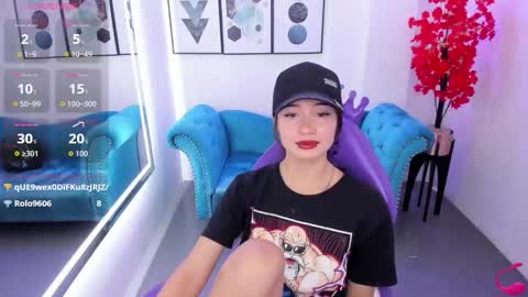 Azaka  online show from November 27, 1:03 pm