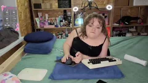 Natalie online show from December 20, 2:21 pm