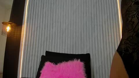 Alahia  online show from January 13, 1:48 pm