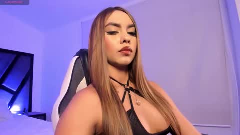 Alahia online show from December 19, 5:21 am