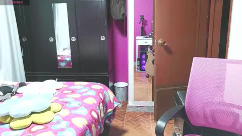 Alana online show from February 24, 2:00 am