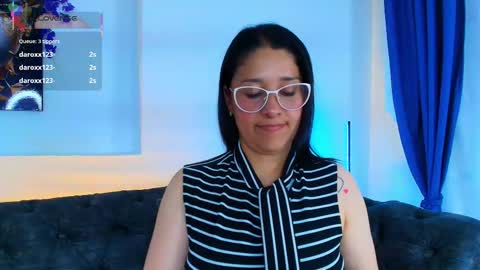 Alana  online show from December 13, 8:15 pm