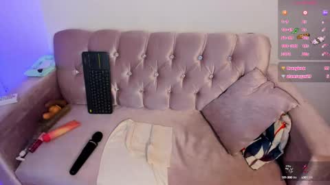 alana_vega69 online show from September 24, 5:01 pm