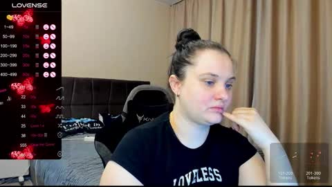 Julia online show from November 14, 11:27 pm