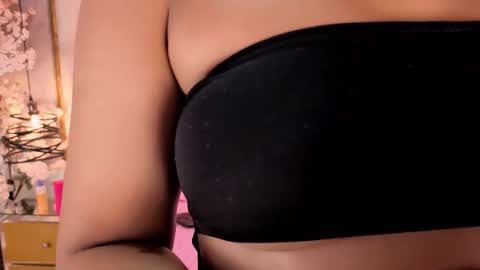 Snapshot of alanizblake1 chatting on October 19, 1:24 pm online show from October 19, 1:24 pm