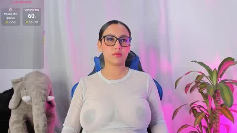 aleaa  online show from November 18, 1:28 am