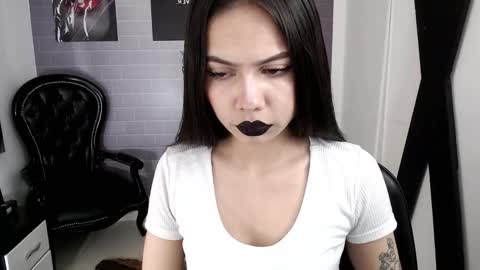 Alice in wonderland online show from October 21, 12:20 pm