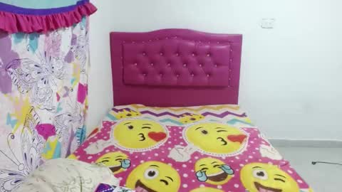 Alejandra --independent model online show from October 2, 10:09 am