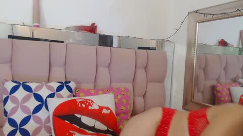   online show from January 6, 12:46 pm