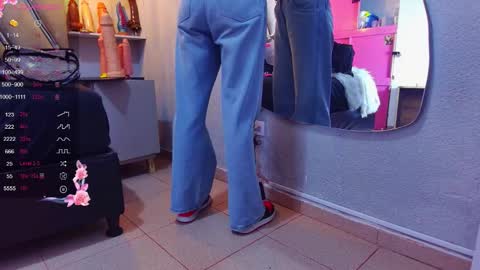 alejandra martins online show from December 22, 8:12 pm