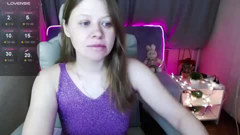 Snapshot of alekasamui chatting on January 12, 9:19 pm Aleksa online show from January 12, 9:19 pm