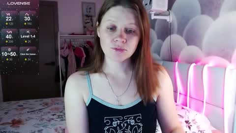 Snapshot of alekasamui chatting on October 19, 12:56 am Aleksa online show from October 19, 12:56 am