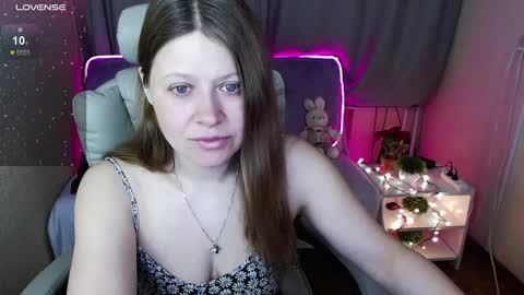 Snapshot of alekasamui chatting on January 21, 12:36 am Aleksa online show from January 21, 12:36 am