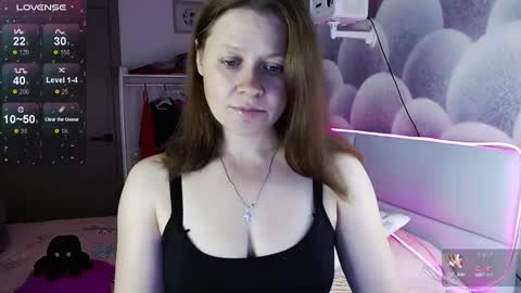 Snapshot of alekasamui chatting on September 11, 7:53 am Aleksa online show from September 11, 7:53 am