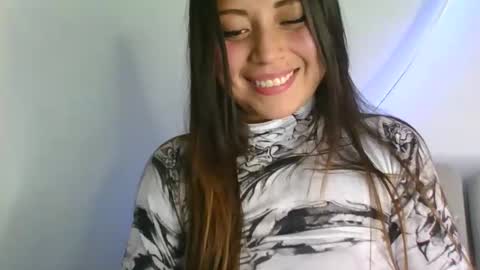 QUEEN OFF MILk  IM BACK  15 NOV online show from November 8, 12:59 am