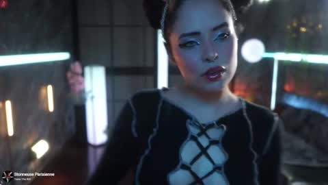 Alessa Goreng online show from November 8, 8:30 am