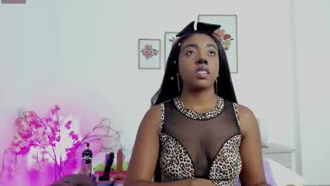 alexa_cortes23 online show from October 22, 11:04 am