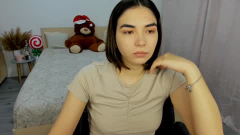 Snapshot of alexa_dolly chatting on December 17, 6:24 am Alexa online show from December 17, 6:24 am