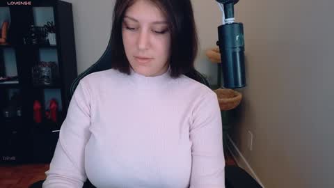 dont be afraid to click social media link its  working  just click on that  online show from September 14, 1:36 am