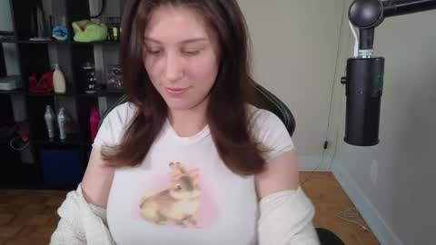 dont be afraid to click social media link its  working  just click on that  online show from October 16, 10:12 pm