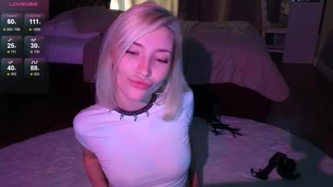 Snapshot of alexa_novak chatting on September 21, 3:16 am Alexa online show from September 21, 3:16 am