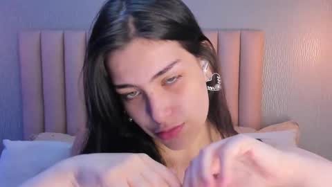 Alexa Thaylor online show from September 27, 1:29 pm