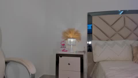 alexa_tobar online show from October 29, 6:21 pm