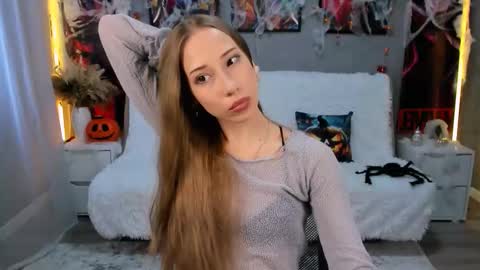 AlexaHarmon online show from October 20, 6:27 am