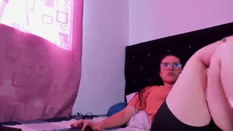 alexandra clauss online show from November 15, 7:15 pm