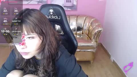 alexandra  online show from November 5, 8:47 pm