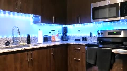 Alexi online show from January 3, 1:25 pm