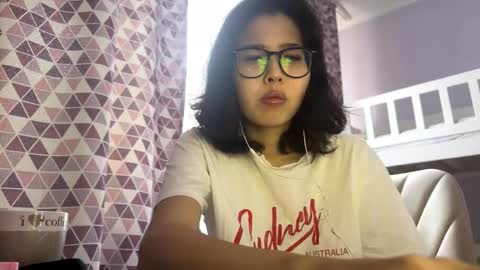 Alice online show from November 27, 10:18 am