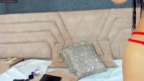 alice foxred online show from December 18, 3:44 am