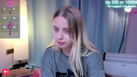 alice_halle online show from September 24, 4:00 am