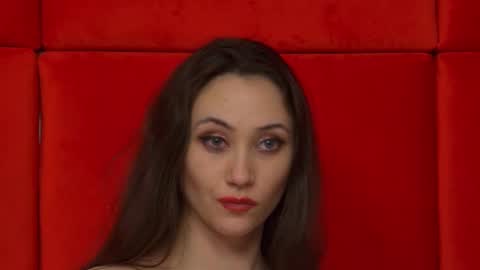 Snapshot of alice_munro chatting on February 21, 2:39 am AliceMunro online show from February 21, 2:39 am