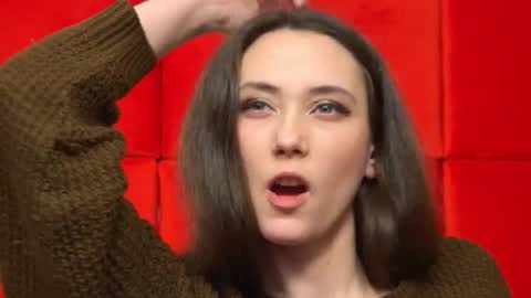 Snapshot of alice_munro chatting on February 3, 8:46 pm AliceMunro online show from February 3, 8:46 pm