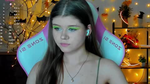 Alice online show from October 26, 9:21 pm