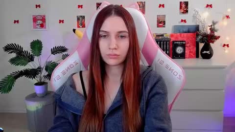 alicecharmy online show from February 3, 10:09 am