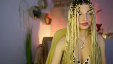 Alicee Kiss online show from December 19, 7:29 pm