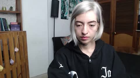 alicee_logan_ online show from February 23, 3:07 am