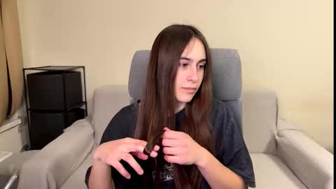 alicekollt online show from February 8, 6:33 pm