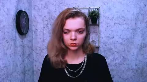 Alicemex  online show from February 2, 1:08 pm