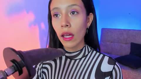 Alicee  online show from December 20, 9:57 am