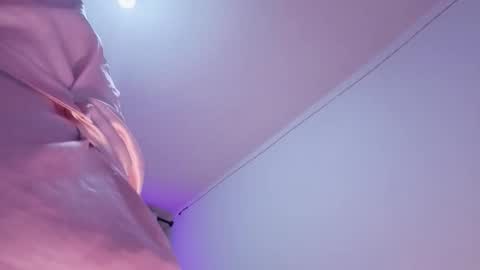 alice online show from November 27, 1:52 am