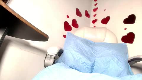 Alicia Kyse  online show from February 22, 3:01 am