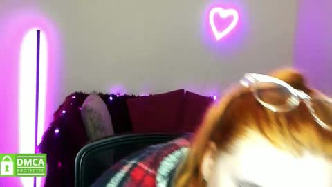 Alicia online show from December 22, 12:52 pm