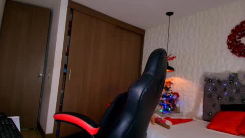 Ali online show from December 19, 12:08 pm