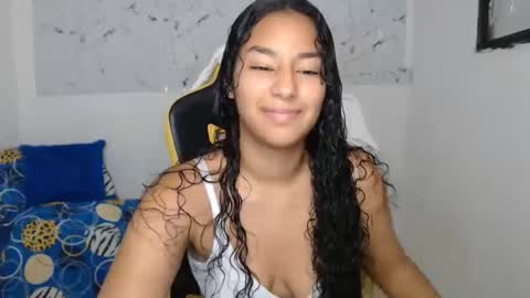 Snapshot of alicie_ebony1 chatting on September 16, 11:35 pm luisa online show from September 16, 11:35 pm