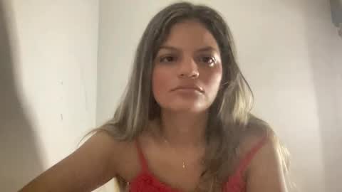 Snapshot of alicie_ebony1 chatting on December 17, 10:44 am luisa online show from December 17, 10:44 am